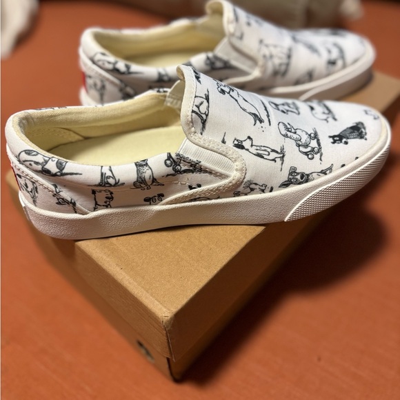 Bucket Feet White Slip-Ons with Black Pattern - Picture 2 of 5